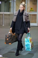 JENNIFER MORRISON Arrives at Airport in Vancouver 12/13/2015
