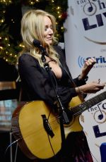 JEWEL KILCHER at SiriusXM Acoustic Christmas with Jewel and Shawn Mullins in Nashville 12/14/2015