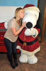 JODIE SWEETIN at Knott