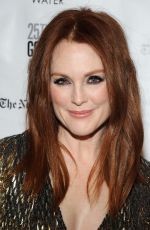 JULIANNE MOORE at 25th IFP Gotham Independent Film Awards in New Tork 11/30/2015