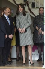 KATE MIDDLETON on the Visits in Wiltshire 12/10/2015