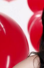 KATY PERRY - Plumpify, New Covergirl Commercial
