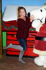 KENDRA WILKINSON at Knott