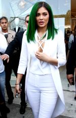 KYLIE JENNER Debuts Emerald Green Hair at Dash Store in Los Angeles 11/30/2015