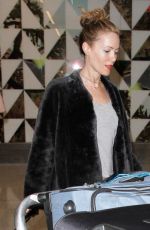 LESLIE MANN Arrives at LAX Airport in Los Angeles 12/22/2015