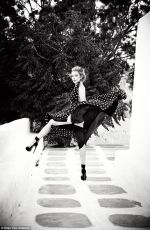 LINDSAY LOHAN by Ellen Von Unwerth for Notofu Magazine