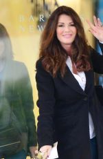 LISA VANDERPUMP Shopping at Barney
