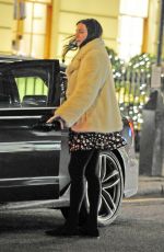 LIV TYLER Involved in a Car Accident in London 12/24/2015