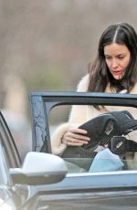 LIV TYLER Involved in a Car Accident in London 12/24/2015