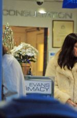 LIV TYLER Involved in a Car Accident in London 12/24/2015