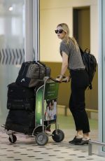 MARIA SHARAPOVA Arrives at Brisbane Airport 12/29/2015