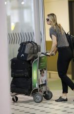 MARIA SHARAPOVA Arrives at Brisbane Airport 12/29/2015