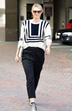 MARIA SHARAPOVA Out for Christmas Shopping in Beverly Hills 12/18/2015