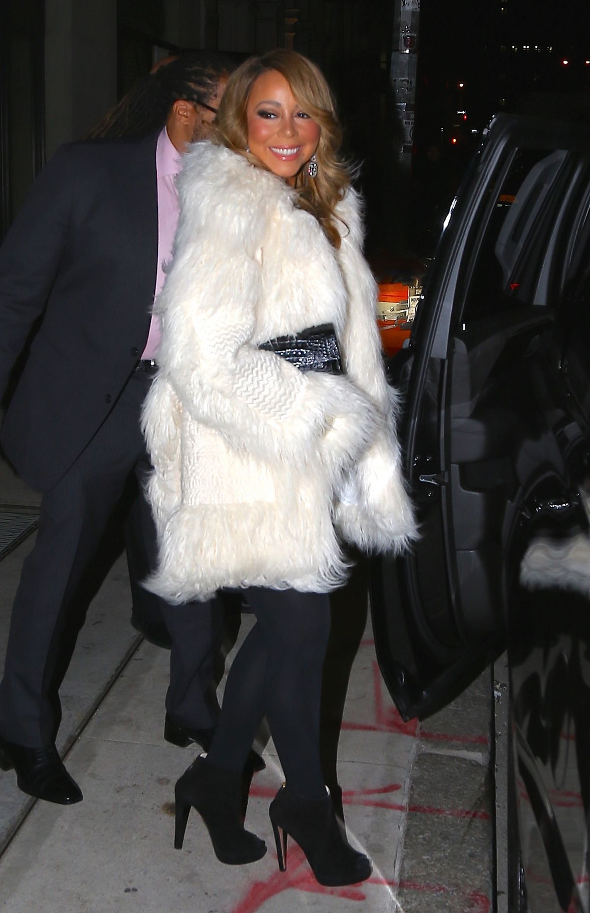 MARIAH CAREY Heading to Her Final Christmas Concert in New York 12/18 ...
