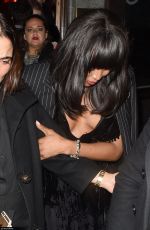 NAOMI CAMPBELL Leaves Maddona