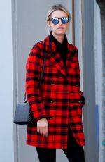 NICKY HILTON Out and About in Beverly Hills 12/26/2015