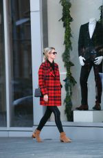 NICKY HILTON Out and About in Beverly Hills 12/26/2015