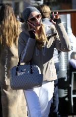 PARIS HILTON Out and About in Aspen 12/28/2015
