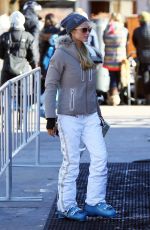 PARIS HILTON Out and About in Aspen 12/28/2015