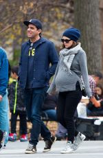 Pregnant ROSE BYRNE and Bobby Cannavale Out at Washington Square Park in New York 12/12/2015