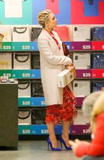 RACHEL MCADAMS Shopping at Moma Store in New York 12/11/2015