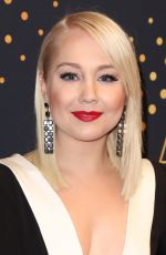 RAELYNN at 2015 CMT Artists of the Year Awards in Nashville 12/02/2015