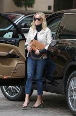 REESE WITHERSPOON Arrives at Montage Beverly Hills Hotel 12/10/2015