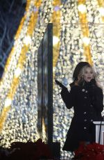REESE WITHERSPOON at Obamas Light the National Christmas Tree in Washington 12/03/2015