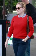 REESE WITHERSPOON Out and About in Santa Monica 12/19/2015