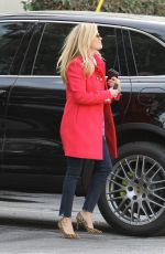 REESE WITHERSPOON Out in Los Angeles 12/20/2015