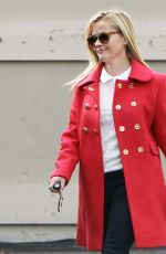 REESE WITHERSPOON Out in Los Angeles 12/20/2015