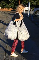 REESE WITHERSPOON Out Shopping at the Brentwood Country Mart 12/14/2015