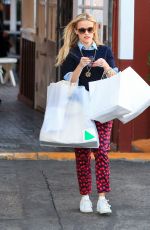 REESE WITHERSPOON Out Shopping at the Brentwood Country Mart 12/14/2015