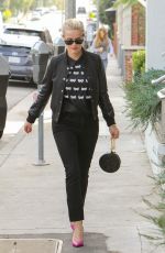 REESE WITHERSPOON Out Shopping in Brentwood 12/09/2015