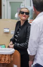 REESE WITHERSPOON Out Shopping in Brentwood 12/09/2015