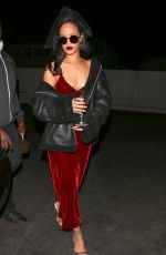 RIHANNA Leaves Giorgio Baldi Restaurant in Santa Monica 12/17/2015