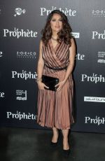 SALMA HAYEK ate Le Prophete Premiere in Paris 11/30/2015