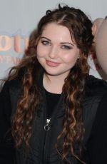SAMMI HANRATTY at Knott