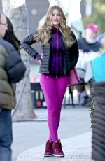 SOFIA VERGARA on the Set of Modern Family in Los Angeles 12/17/2015