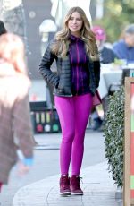 SOFIA VERGARA on the Set of Modern Family in Los Angeles 12/17/2015