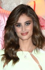 TAYLOR HILL Unveils Looks for December 8th