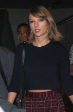 TAYLOR SWIFT Arrives at LAX Airport in Los Angeles 12/13/2015