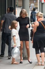 TAYLOR SWIFT Leaves Her Hotel i n Sydney 11/29/2015