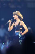 TAYLOR SWIFT Performs at The 1989 World Tour in Adelaide 12/07/2015