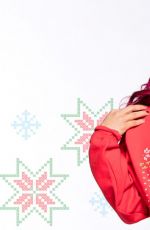 WWE - Divas Christmas Sweaters Photoshoot