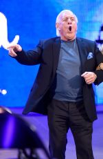 WWE - Raw Digitals 12/07/2015