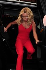 AMANDA HOLDEN Arrives at Britain