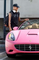 AMBER ROSE Takes Her Pink Ferrari to a Gym in Los Angeles 01/21/2016