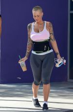 AMBER ROSE Takes Her Pink Ferrari to a Gym in Los Angeles 01/21/2016