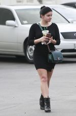 ARIEL WINTER Leaves a Starbucks in Beverly Hills 01/23/2016